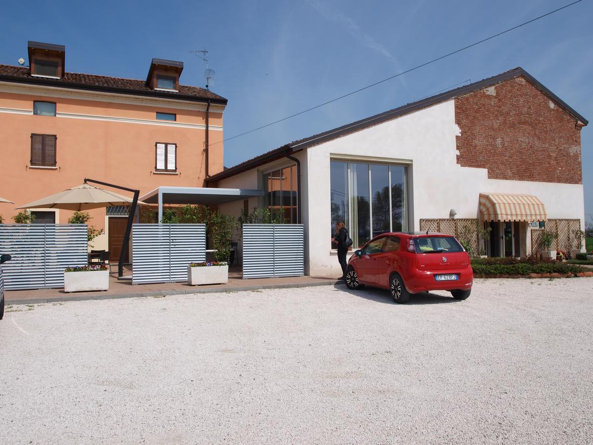 Хостел La Cascina Del Sole Rivarolo del Re ed Uniti Экстерьер фото
